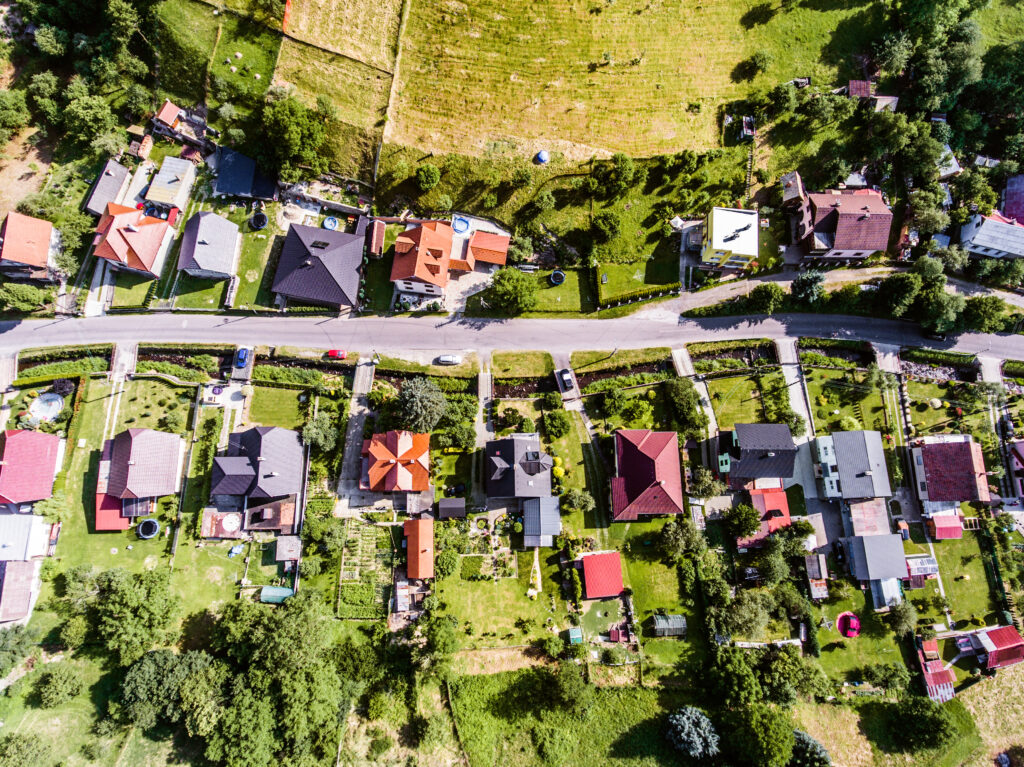 Why Self-Reliance is Crucial for Survival: Preparing for Disasters and Emergencies
